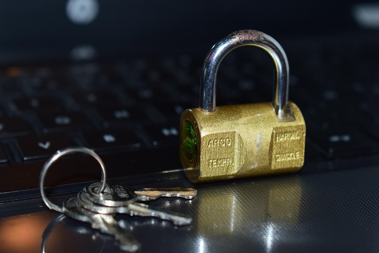 Passkeys und Zwei-Faktor: Wie Konten wirklich sicher werden
